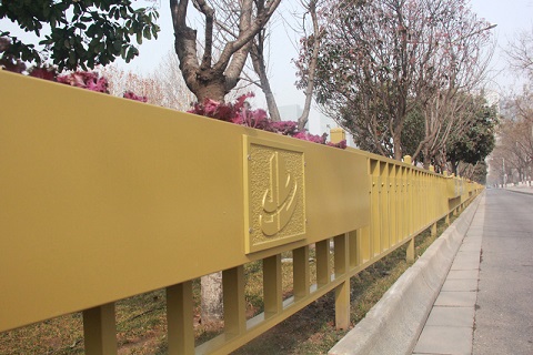 西安护栏哪家? width=